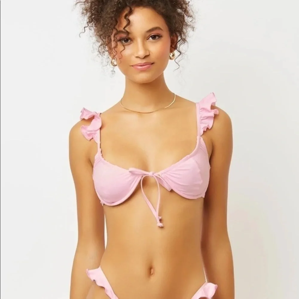 Frankie’s Bikinis Birdie Ruffle top
